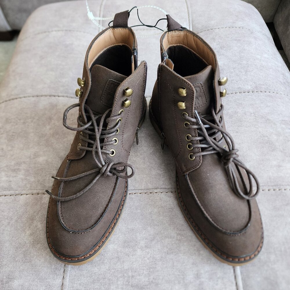 NEW Men's Madden Brycee Lug Sole Boot Size 9.5